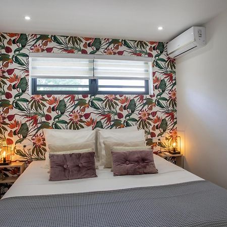 Indigo Apartments & Suites - 'Adults Only' Jan Thiel Exteriör bild